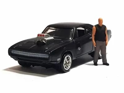 Figure Dom Toretto fast n furious skala 1-64